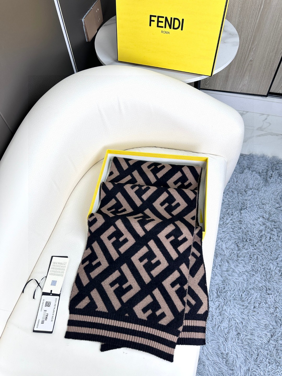[TOP] FENDI Wool Monogram Rectangle Scarf