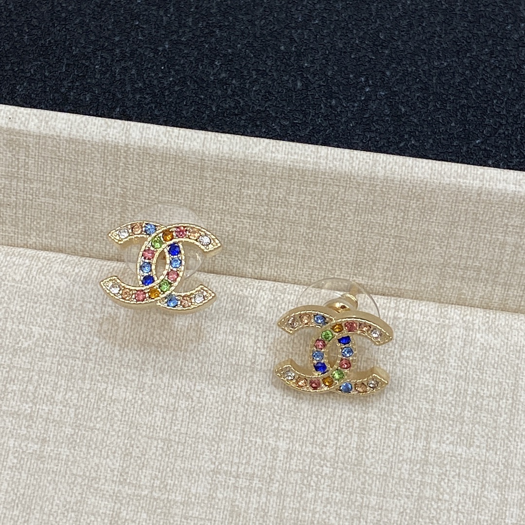 [TOP] CHANEL Earrings with Colorful Diamonds - Gold