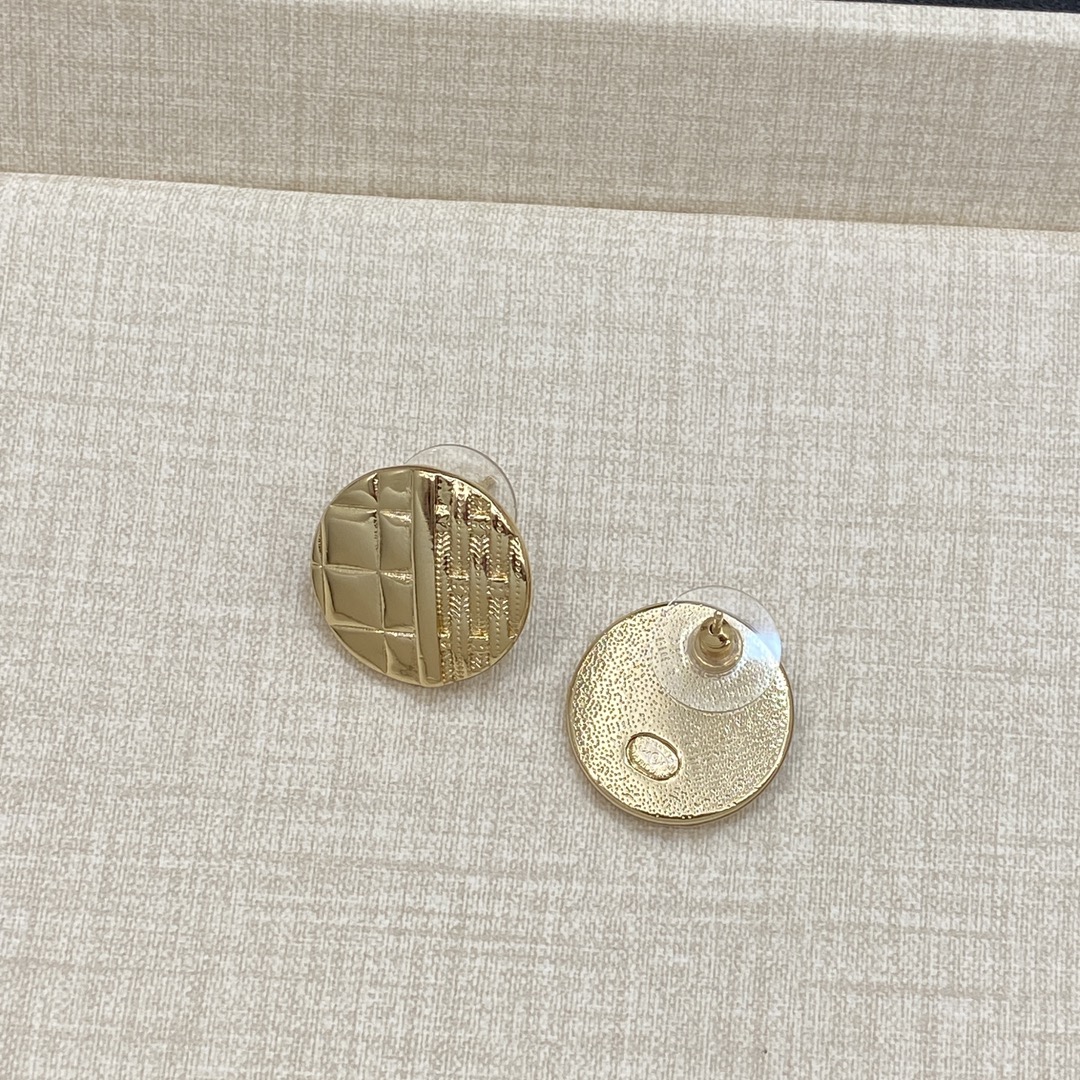 [TOP] CHANEL Circle Earrings - Gold