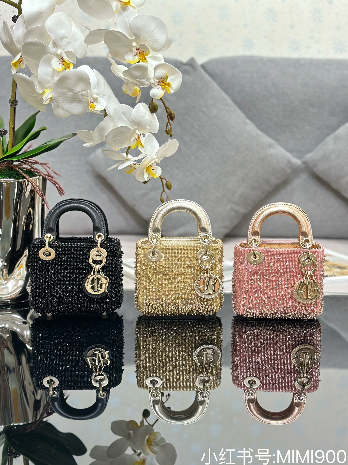 [TOP] Christian Dior Super Mini Embroidery Beads Lady Christian Dior Bags 12*10.2*5 cm- 3 Colors