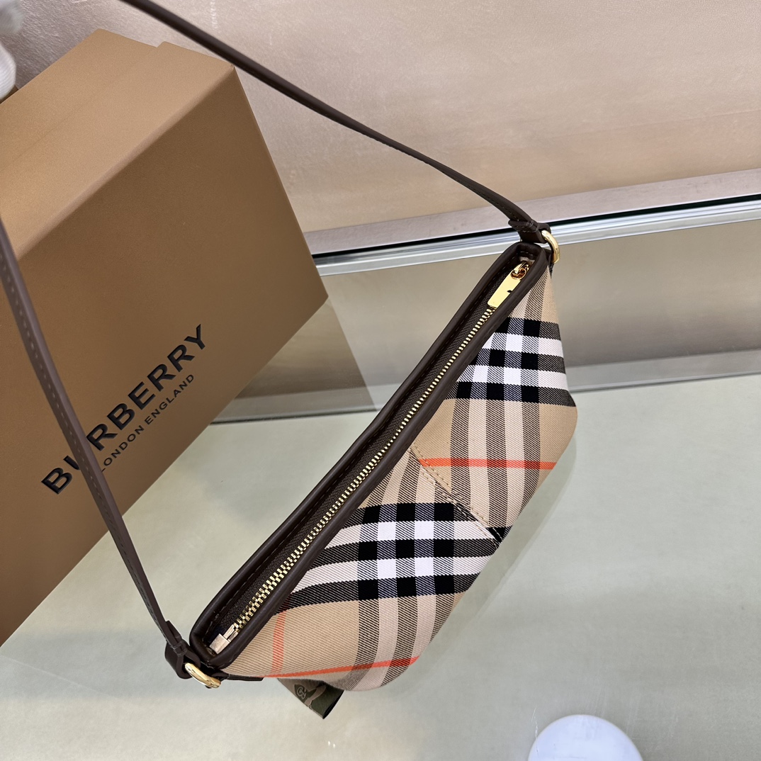 [TOP] BURBERRY Armpit Bag 20x10x9cm -  2 Color