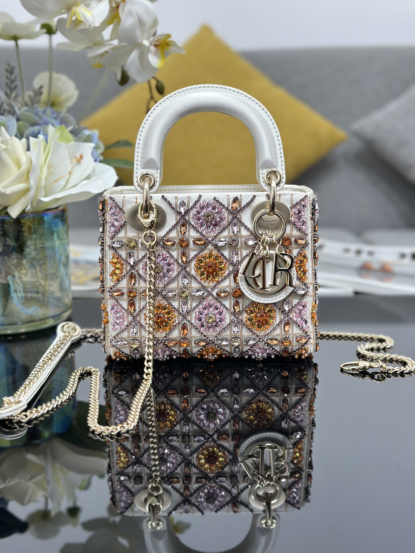 [TOP] Christian Dior Three Grid Embroidered Rhinestones Lady Christian Dior Bags 17*15*7 cm - 2 Colors