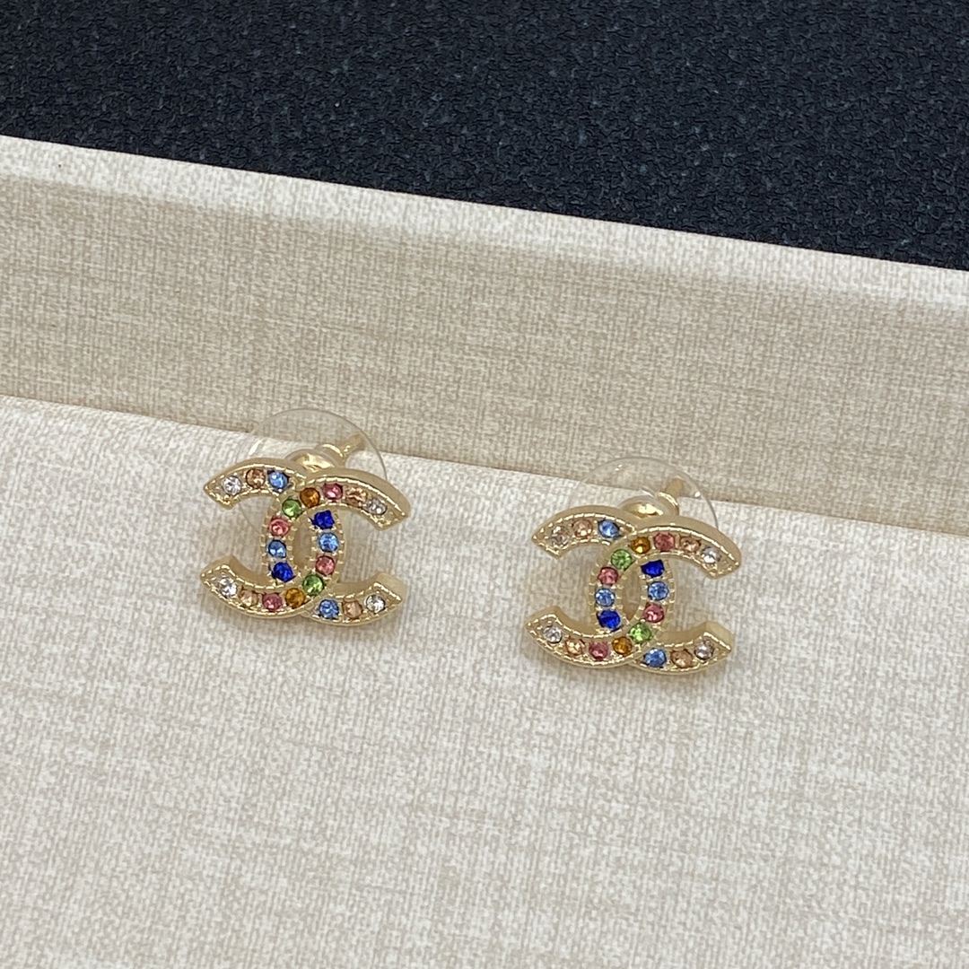 [TOP] CHANEL Earrings with Colorful Diamonds - Gold
