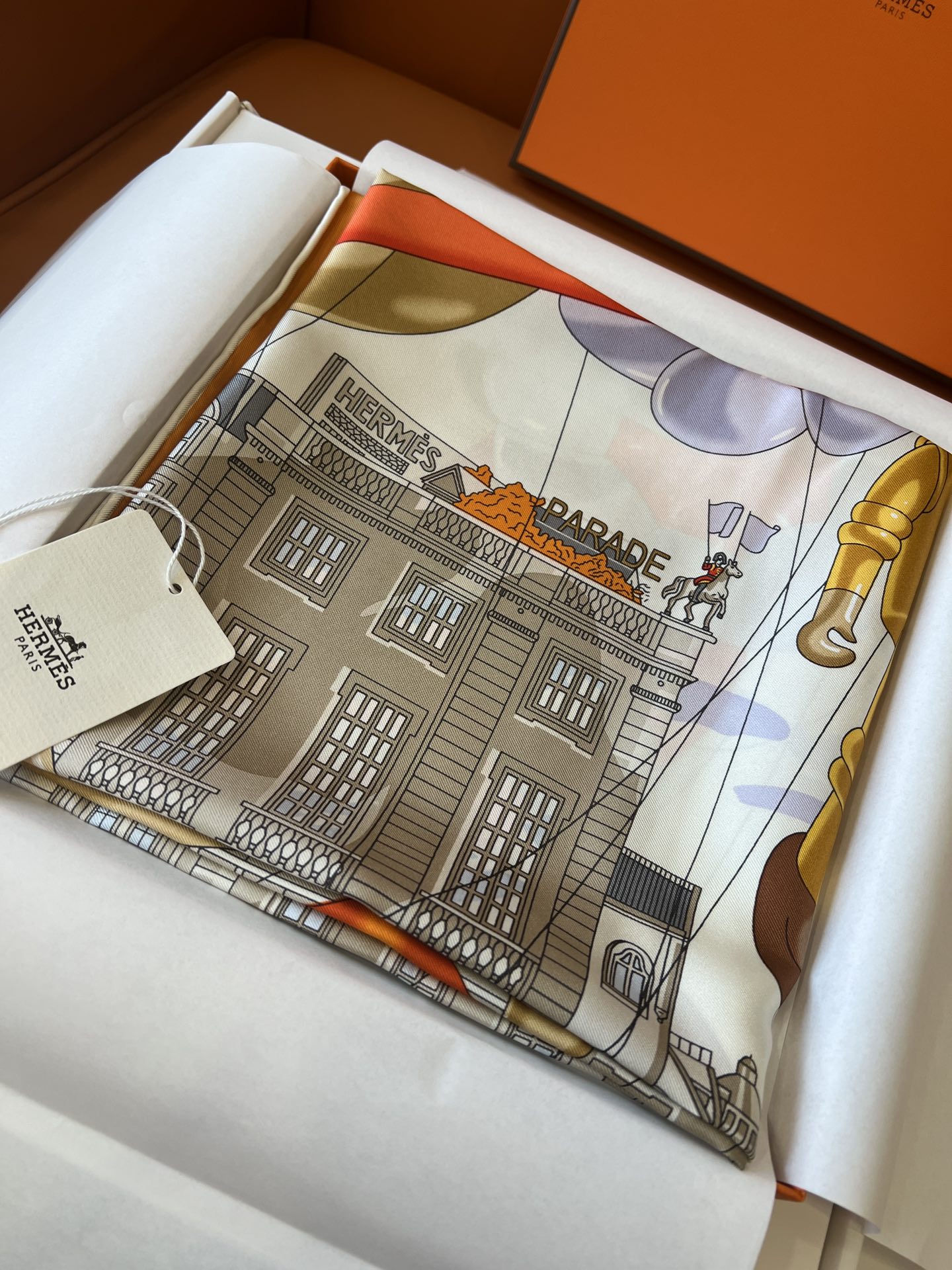 [TOP] HERMES  Square Scarf  90 x 90 cm - 2 Colors