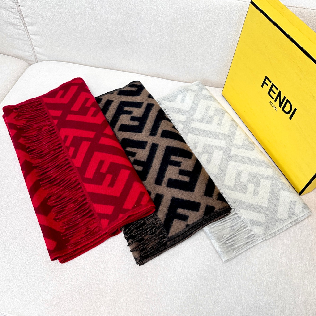 [TOP] FENDI Cashmere Scarf 45*170cm -3 Colors