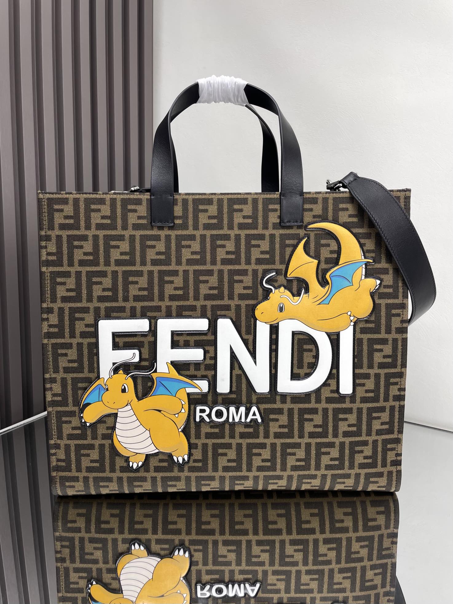 [TOP] FENDI FF Shopping Bag 41x35x19cm - Brown