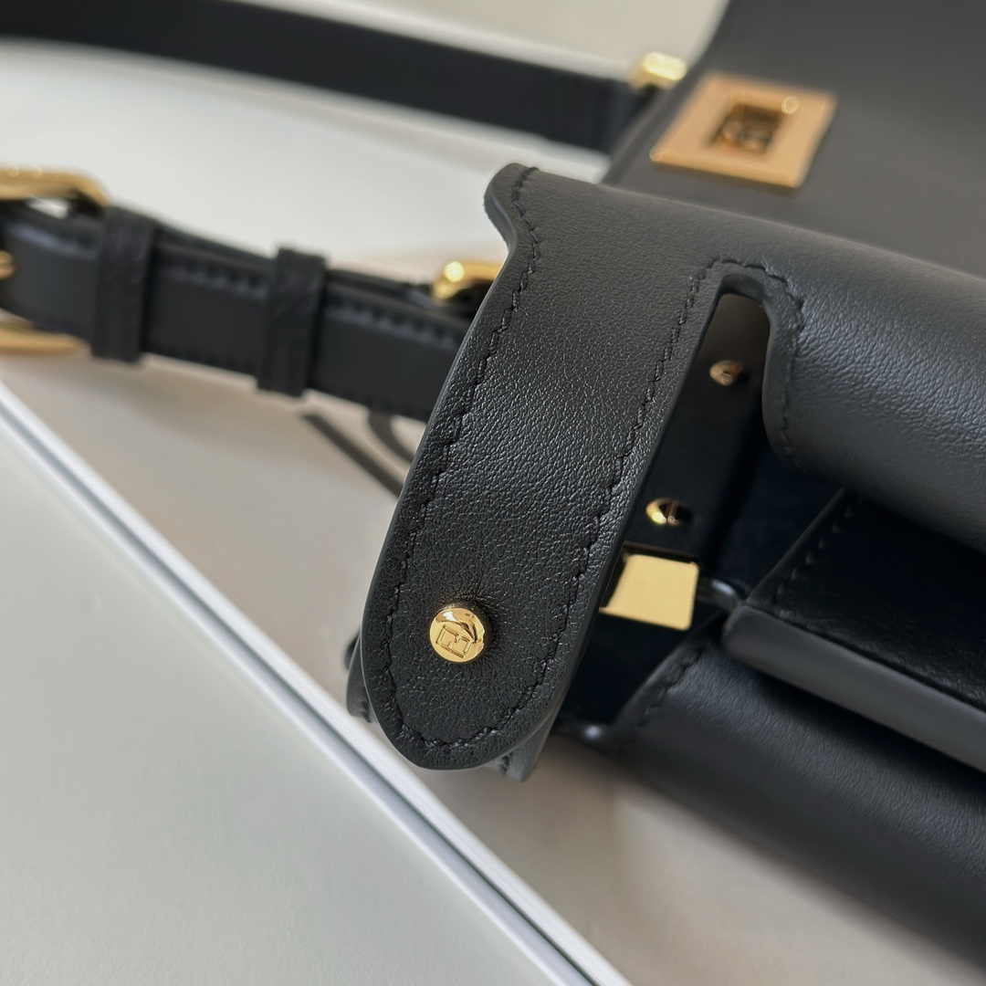 [TOP] FENDI Peekaboo Medium Cowhide Bag 33×10×25.5cm - 4 Colour