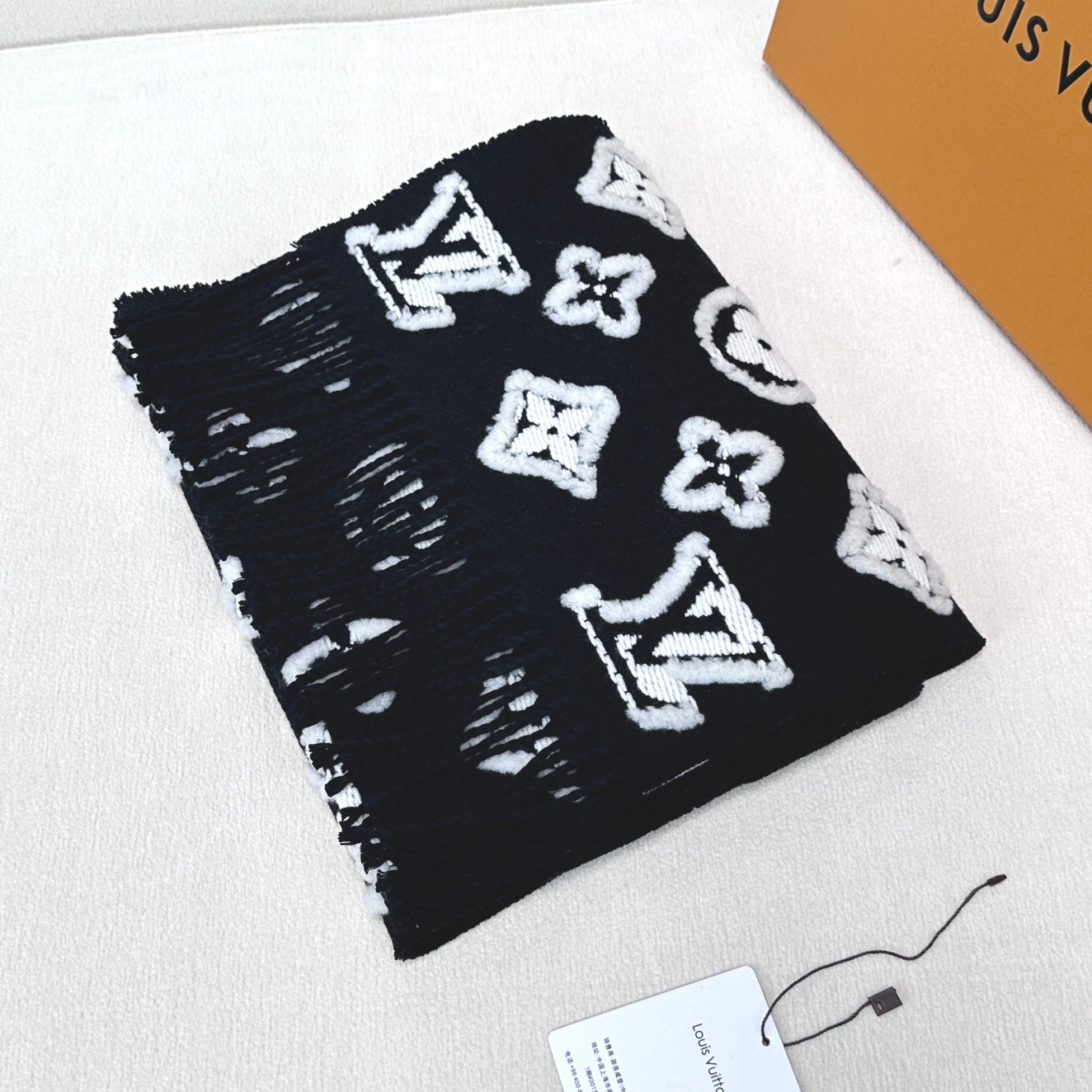 [TOP] Louis Vuitton LV Scarf 34 x 220 cm - Black