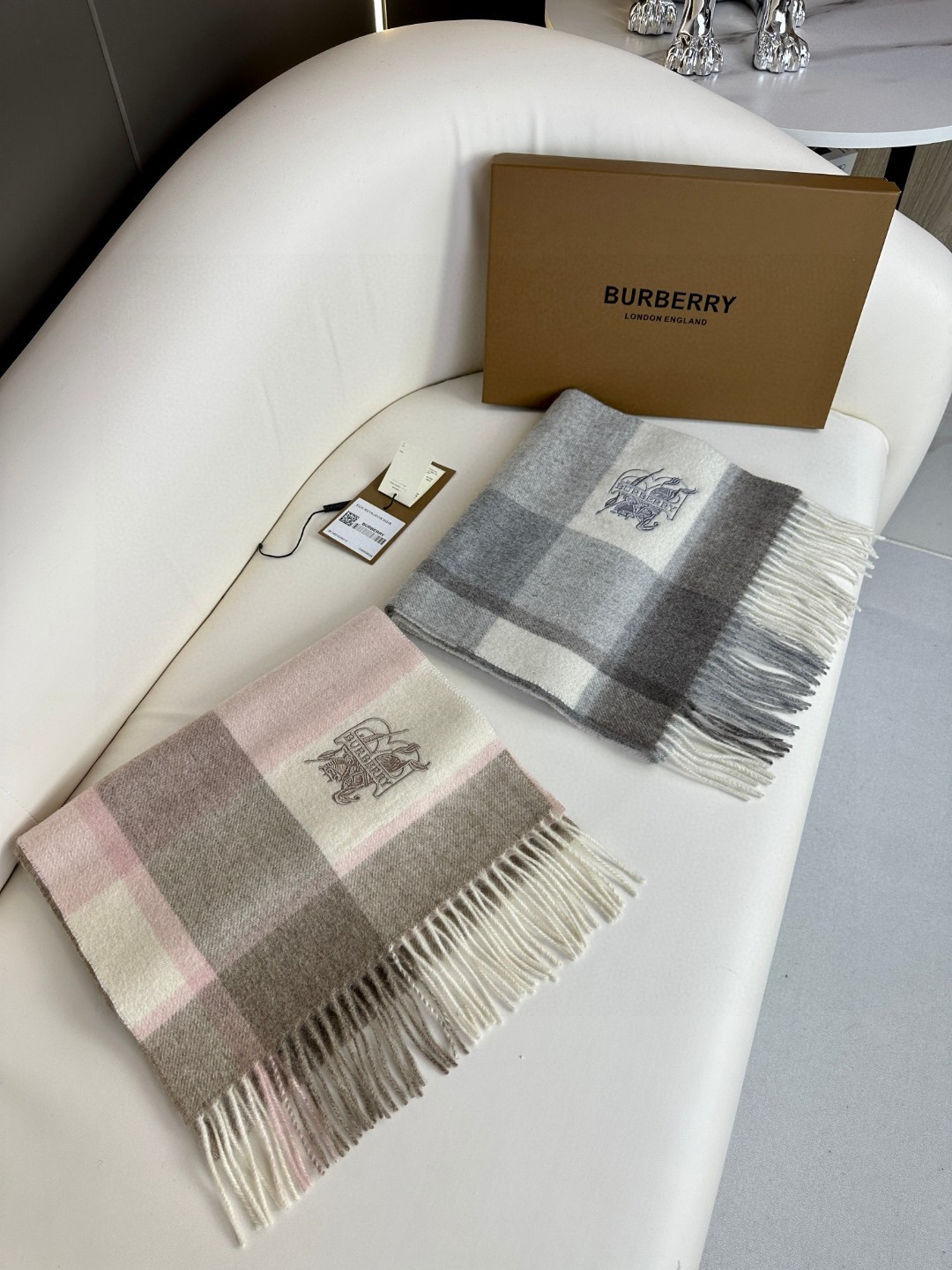 [TOP] BURBERRY Cashmere Scarf 32*180cm  - 2 Colors