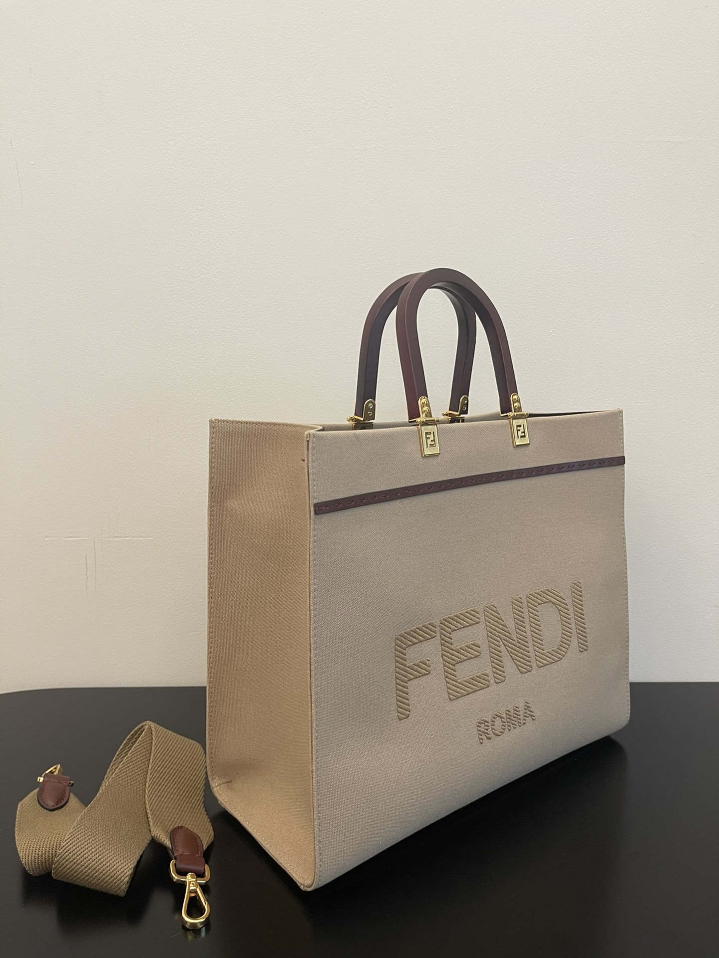 [TOP] FENDI Sunshine Canvas Bag 35x17x31cm/40x35x21cm - Beige