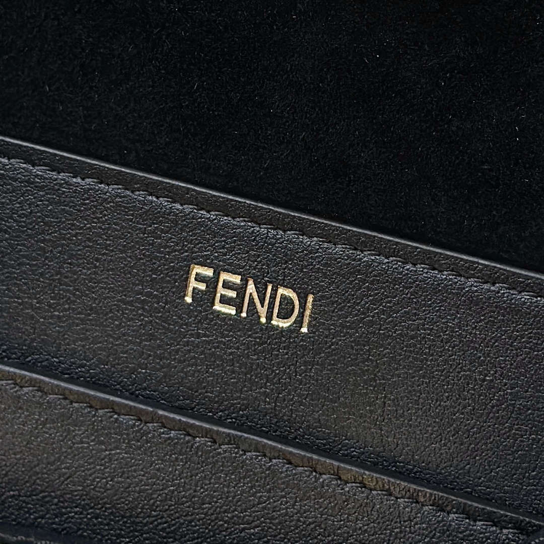 [TOP] FENDI Peekaboo Medium Cowhide Bag 33×10×25.5cm - 4 Colour
