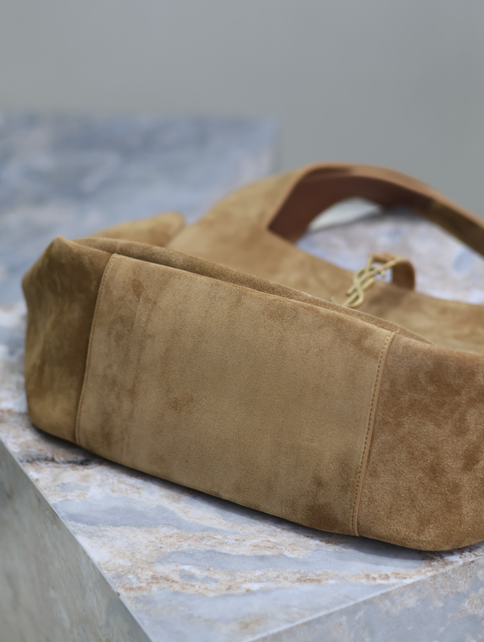 [TOP] Yves Saint Laurent YSL Suede Hobo Bag 50×28×18cm  - Brown