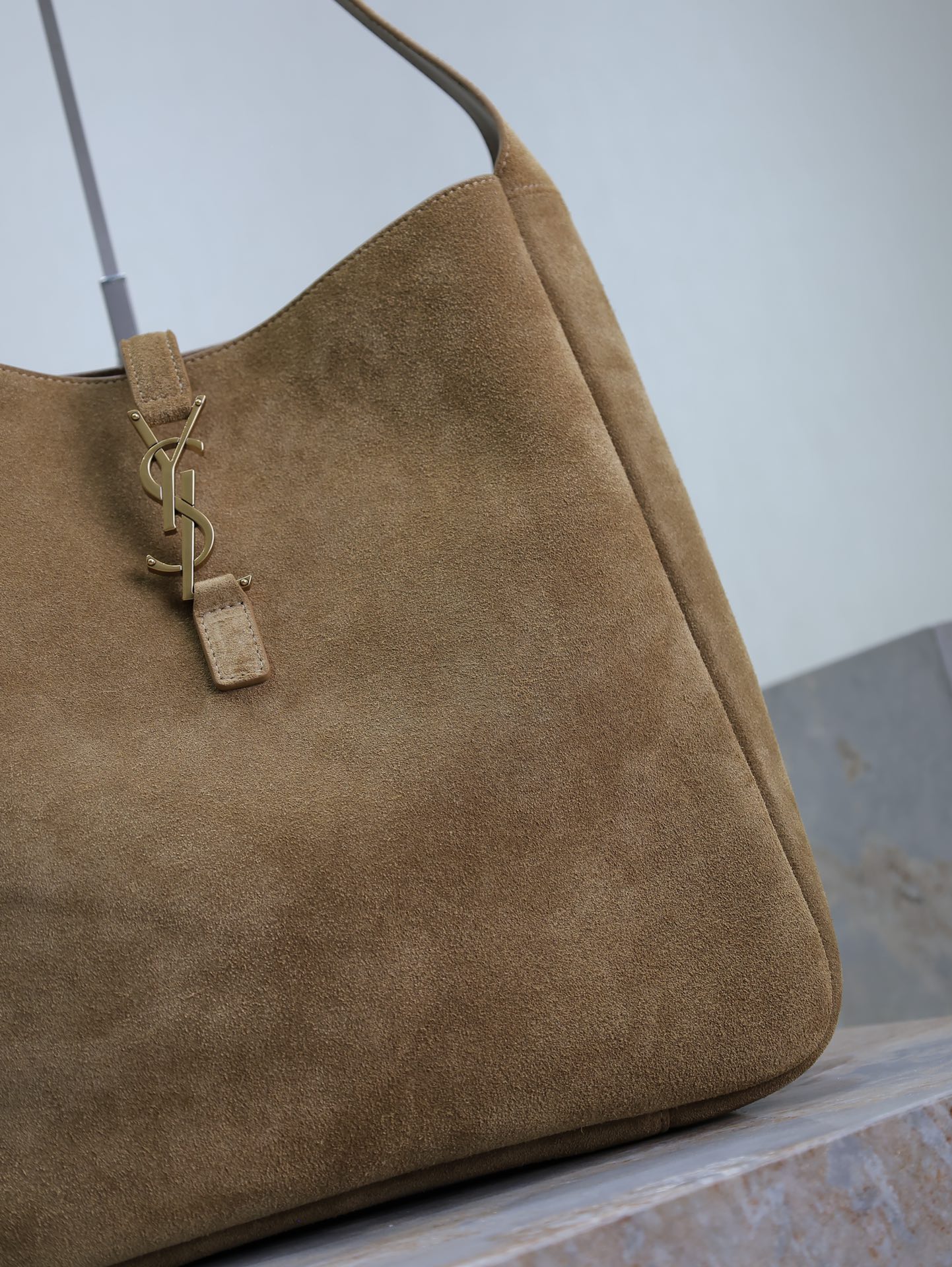[TOP] Yves Saint Laurent YSL Suede Large Hobo Bag 30x31x13cm - Brown&GHW