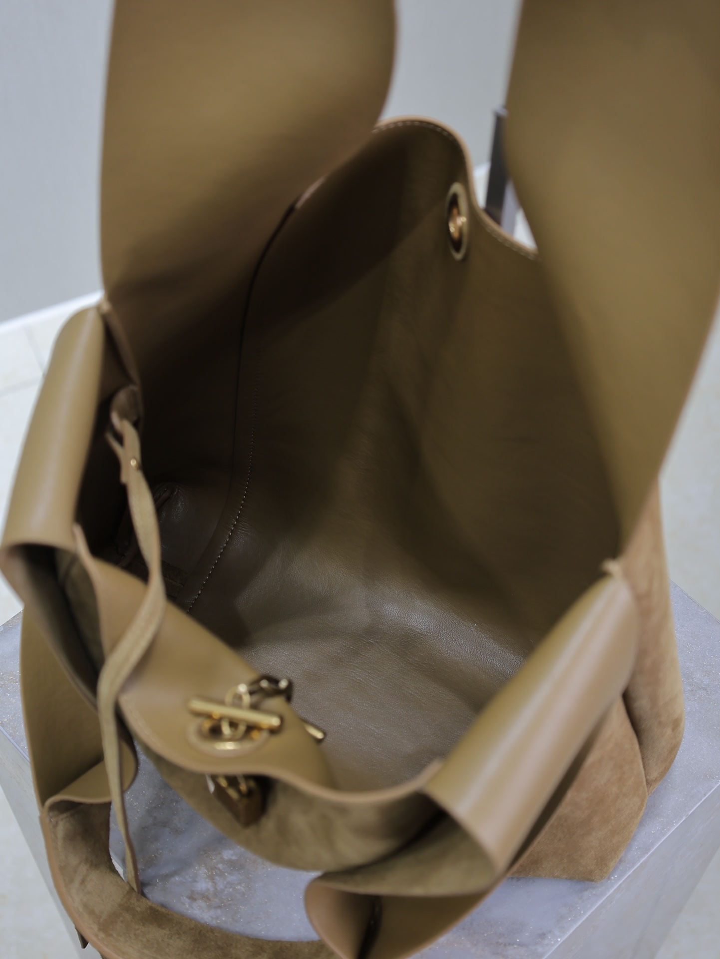 [TOP] Yves Saint Laurent YSL Suede Hobo Bag  27×27×8cm - Brown&GHW