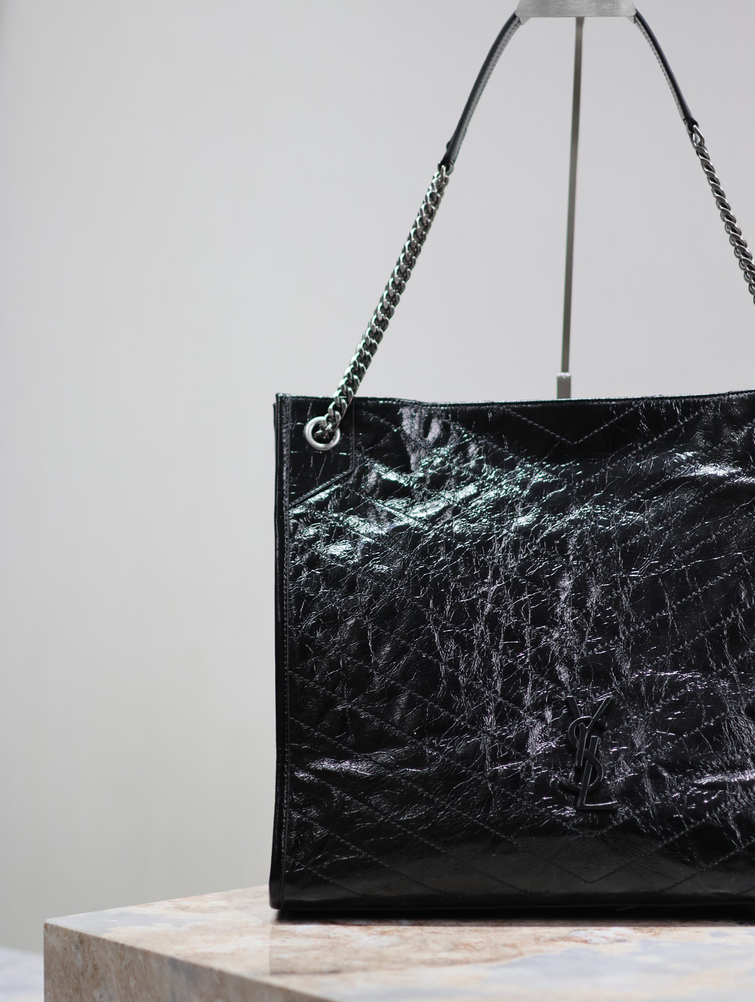 [TOP] Yves Saint Laurent YSL Wax Cowhide Large Niki Shopping Bag 39×31.5×12.5cm - Black