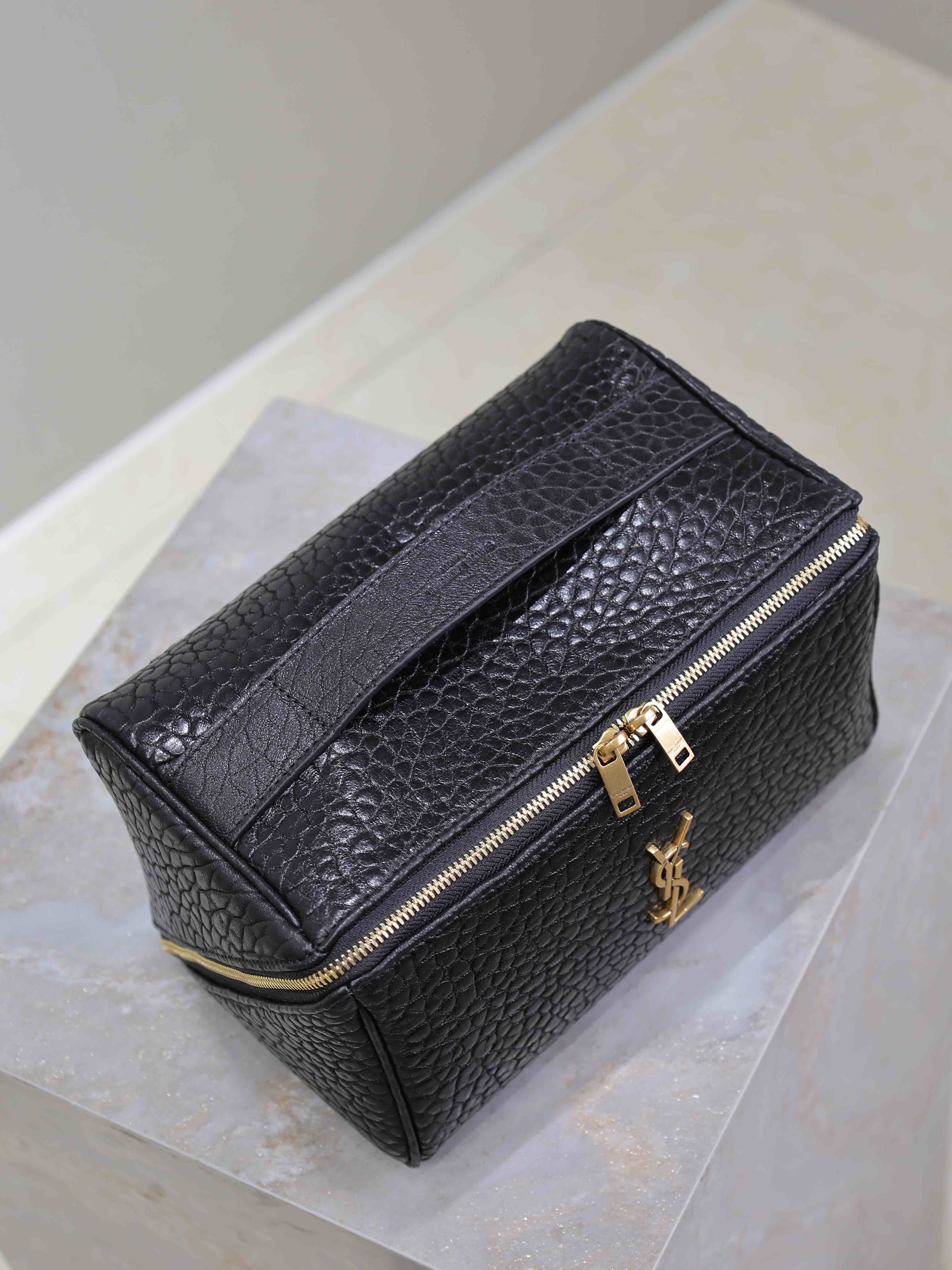 [TOP] Yves Saint Laurent YSL Gaby Sheepskin Makeup Bag 21×13×13 - Black & GHW