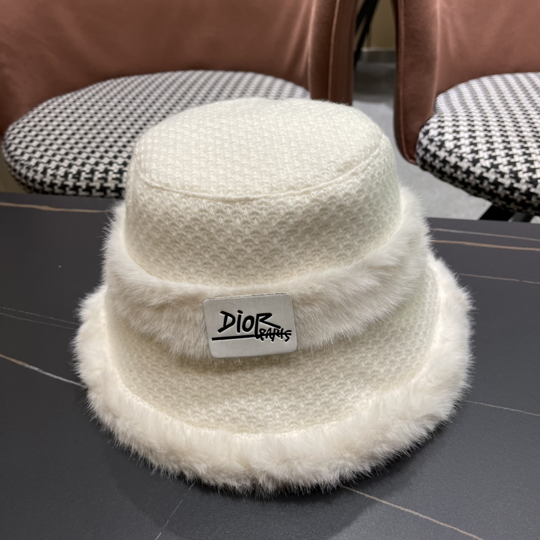 [TOP] Christian Dior Plush Fisherman's Hat - 3 Colour