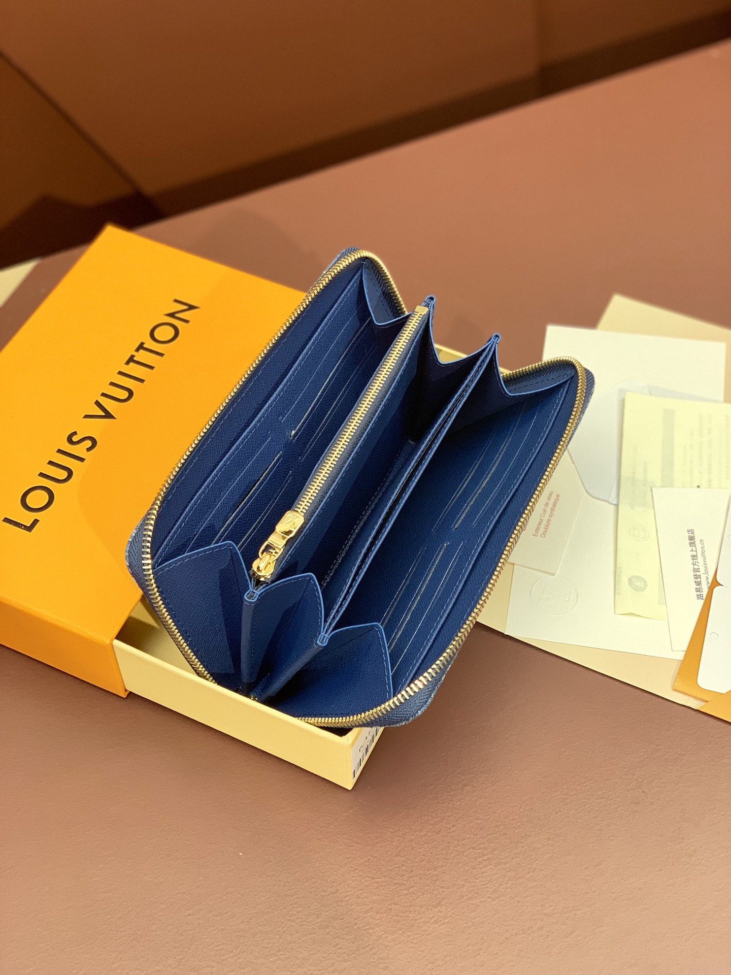 [TOP] Louis Vuitton LV Zippy Wallet 19.5x10.5x2.5cm - Monogram Denim Blue