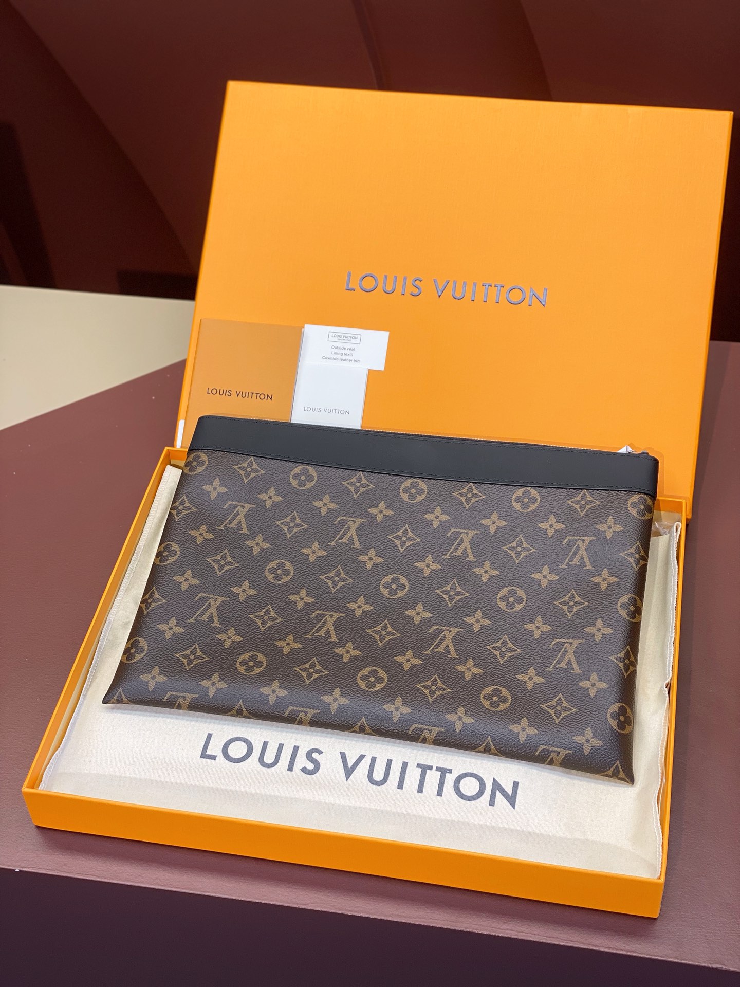 [TOP] Louis Vuitton LV LV Pochette Apollo Handbag 25x 2cm - 2 Colour