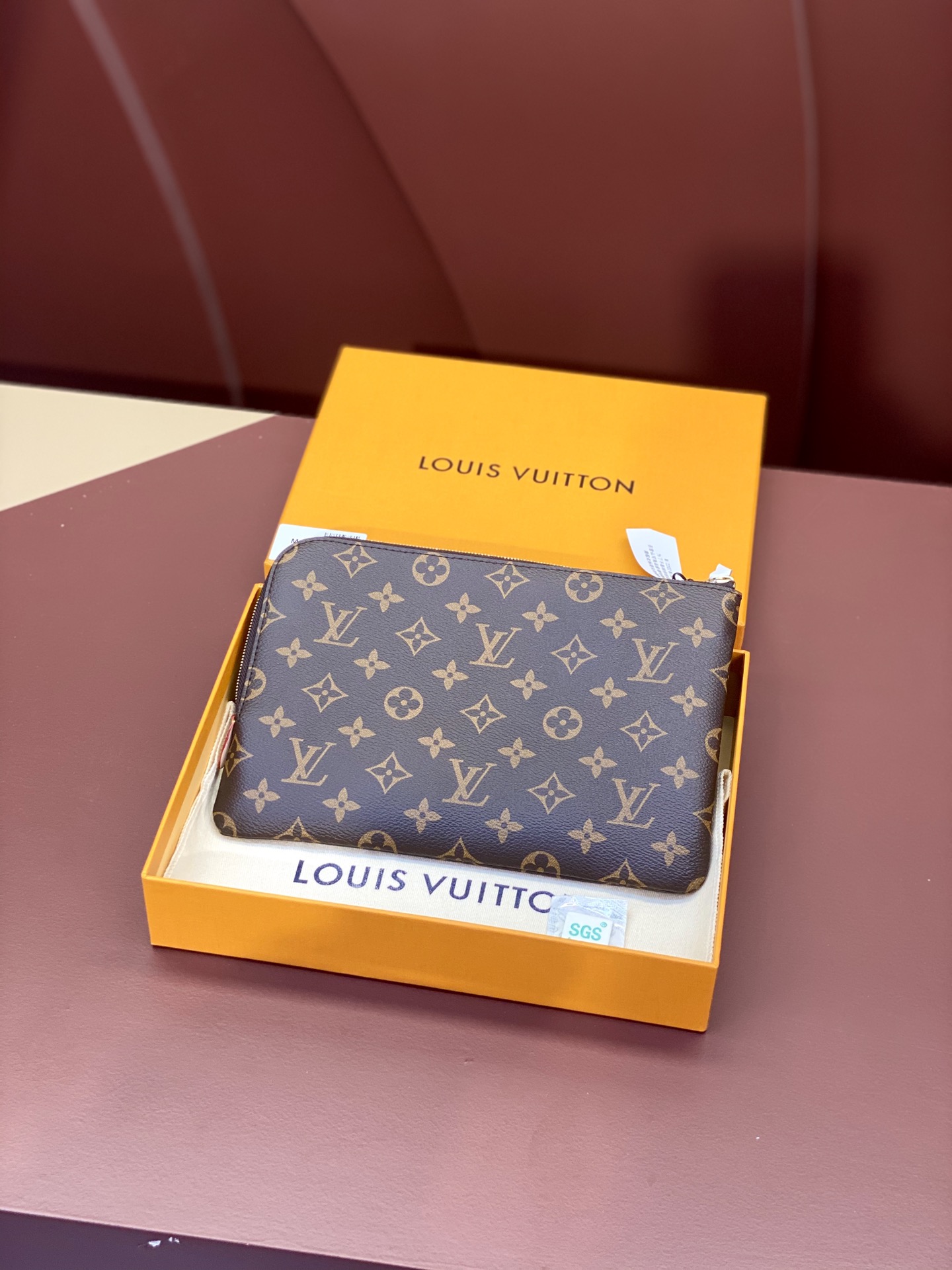 [TOP] Louis Vuitton LV LV Etui Voyage Handbag 24*17*1cm/34*25*1 cm - Brown