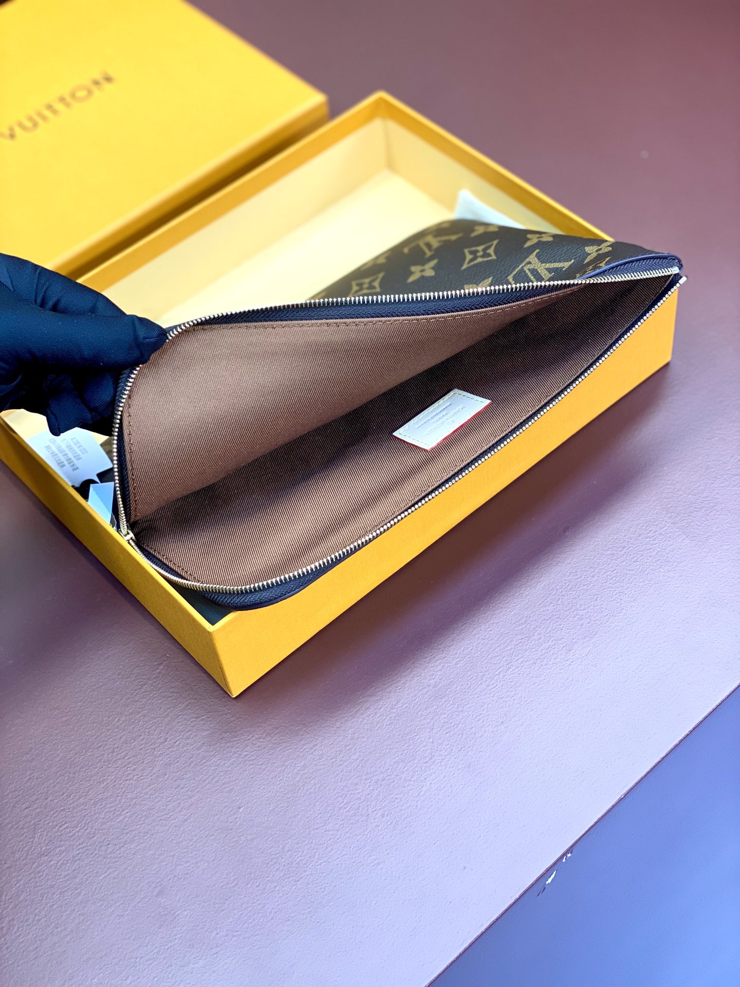 [TOP] Louis Vuitton LV LV Etui Voyage Handbag 24*17*1cm/34*25*1 cm - Brown