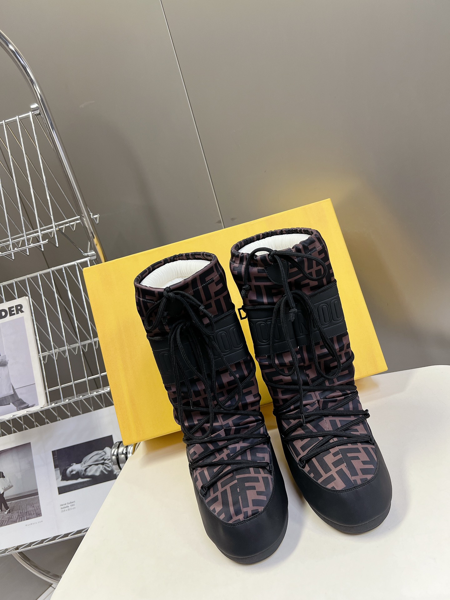 [TOP] FENDI FF Après-ski Boots - 2 Colors