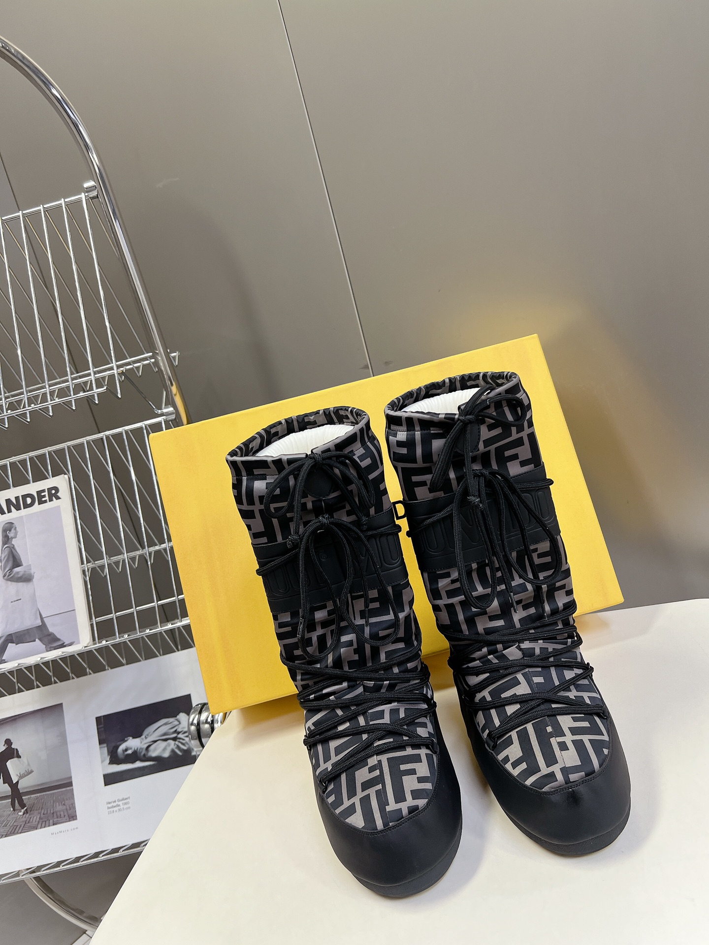 [TOP] FENDI FF Après-ski Boots - 2 Colors