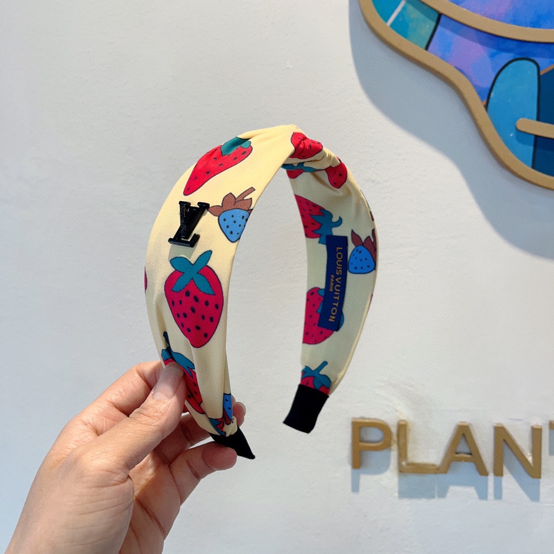 [TOP] Louis Vuitton LV  Fashionable And Versatile Hairband -White