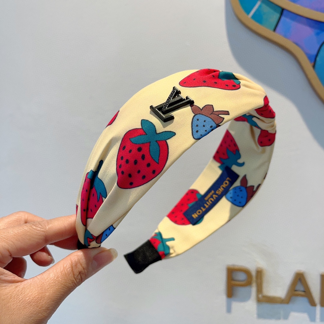 [TOP] Louis Vuitton LV  Fashionable And Versatile Hairband -White