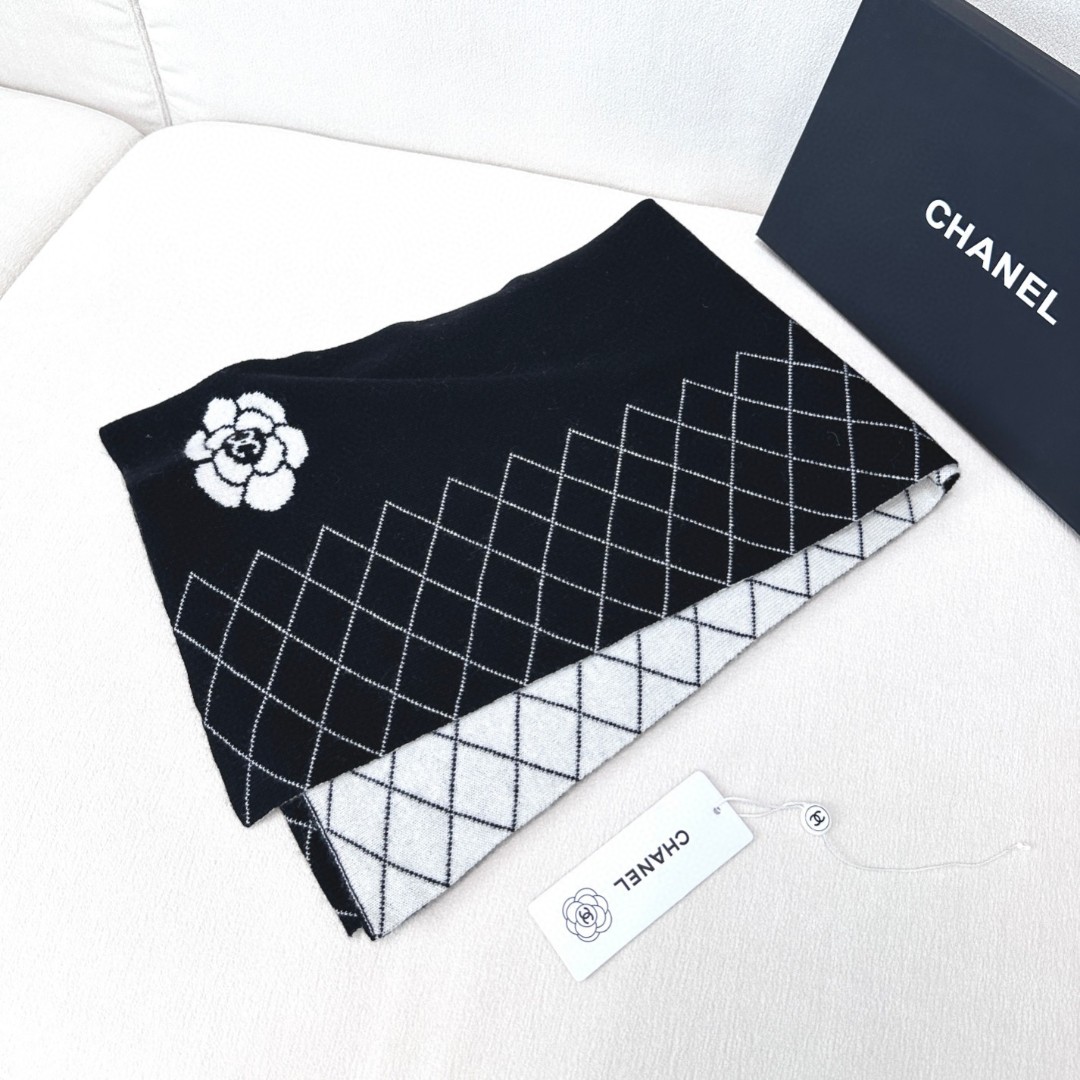 [TOP] CHANEL CC Wool Scarf 33X180 cm - Black