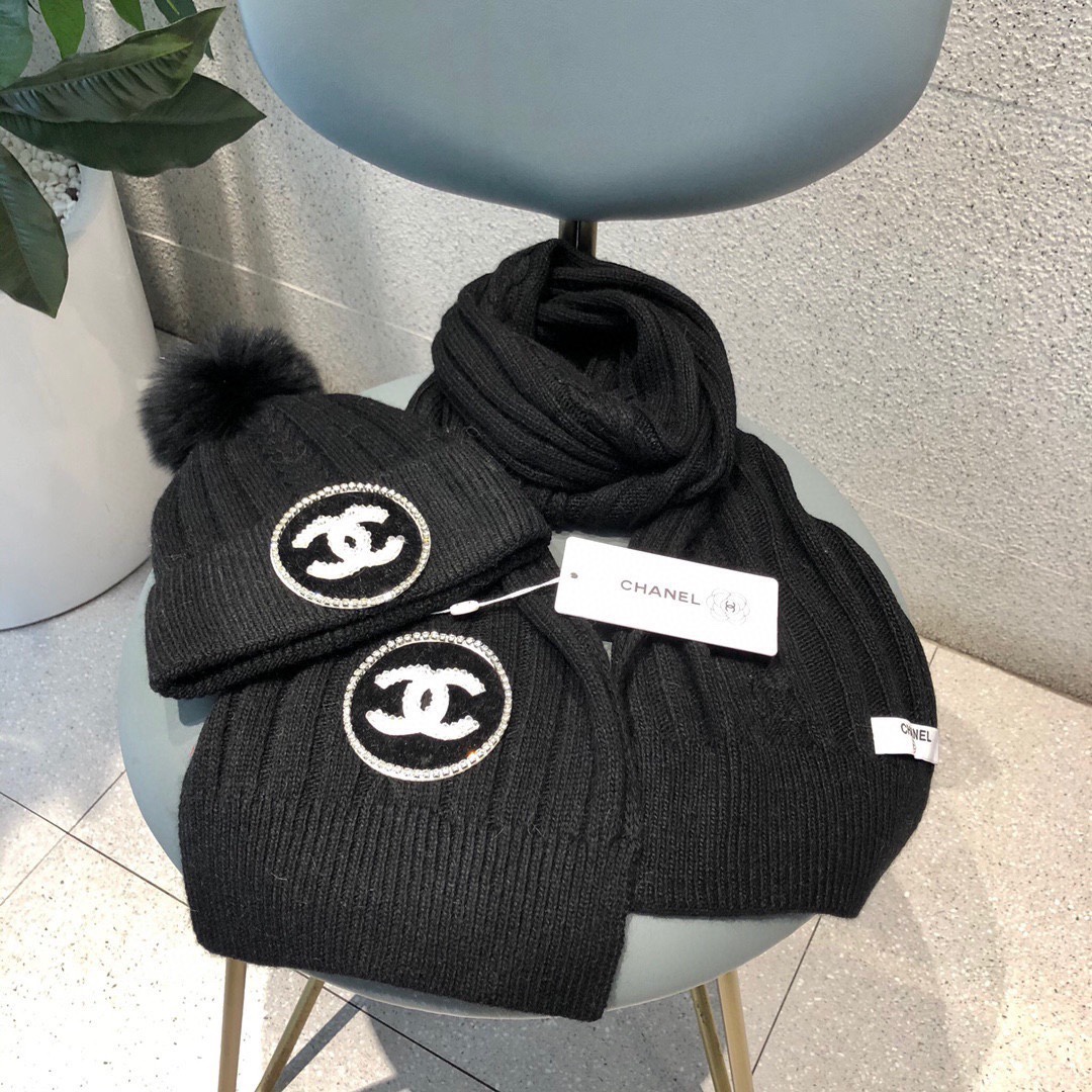 [TOP] CHANEL Knitted Hat + Scarf - 3 Colour