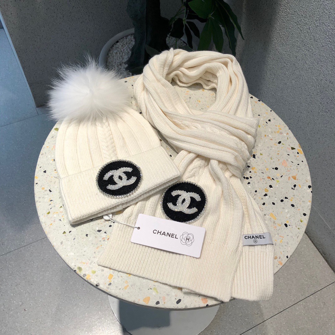 [TOP] CHANEL Knitted Hat + Scarf - 3 Colour