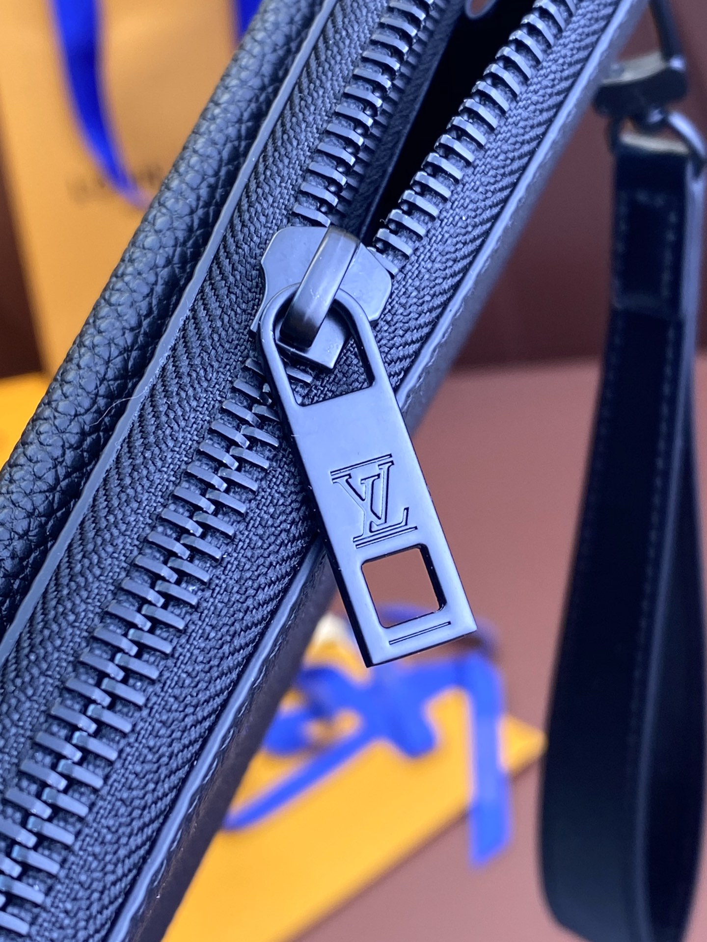 [TOP] Louis Vuitton LV Aerogram Wallet 20x11x2.5cm - Black