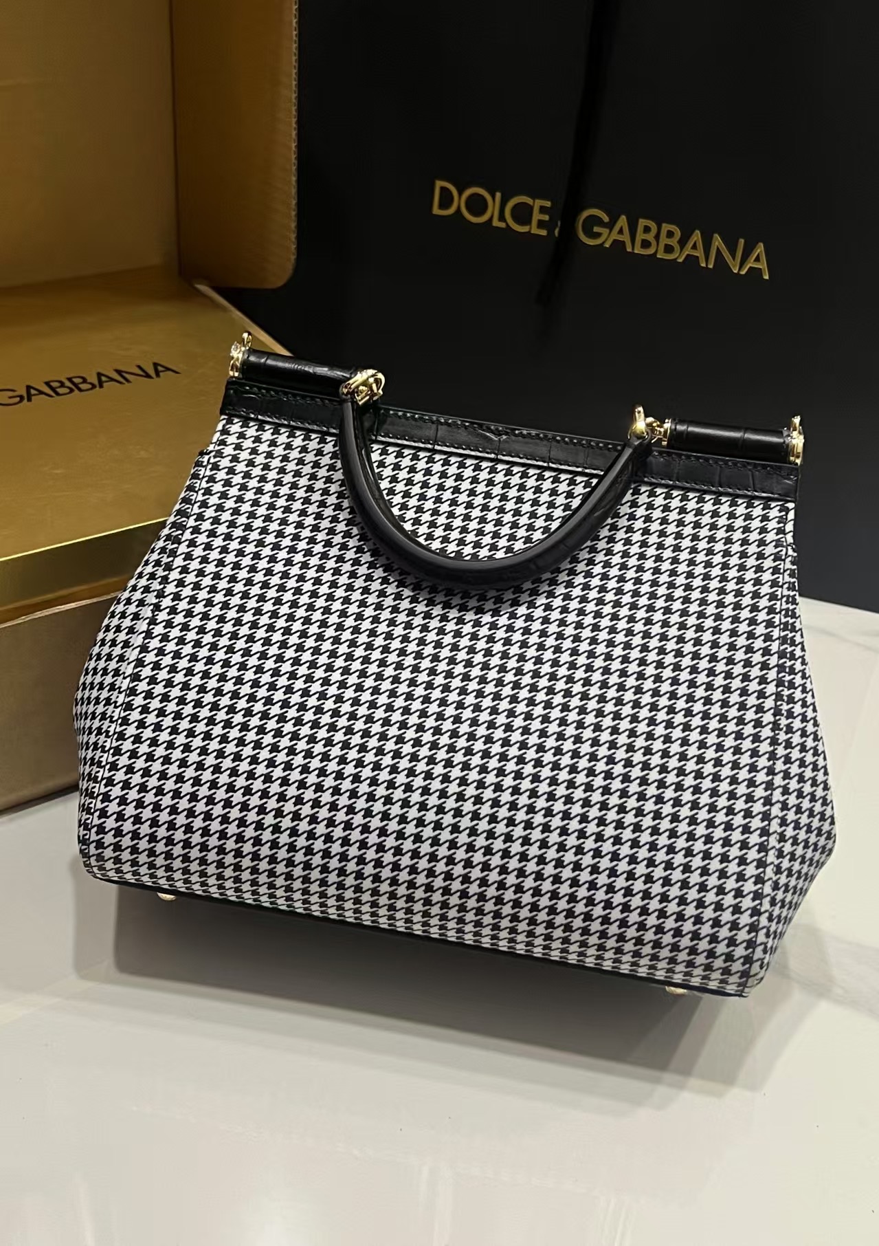 [TOP] Dolce & Gabbana D&G Sicily Houndstooth Handbag 18cm/20cm/25cm-Black and White