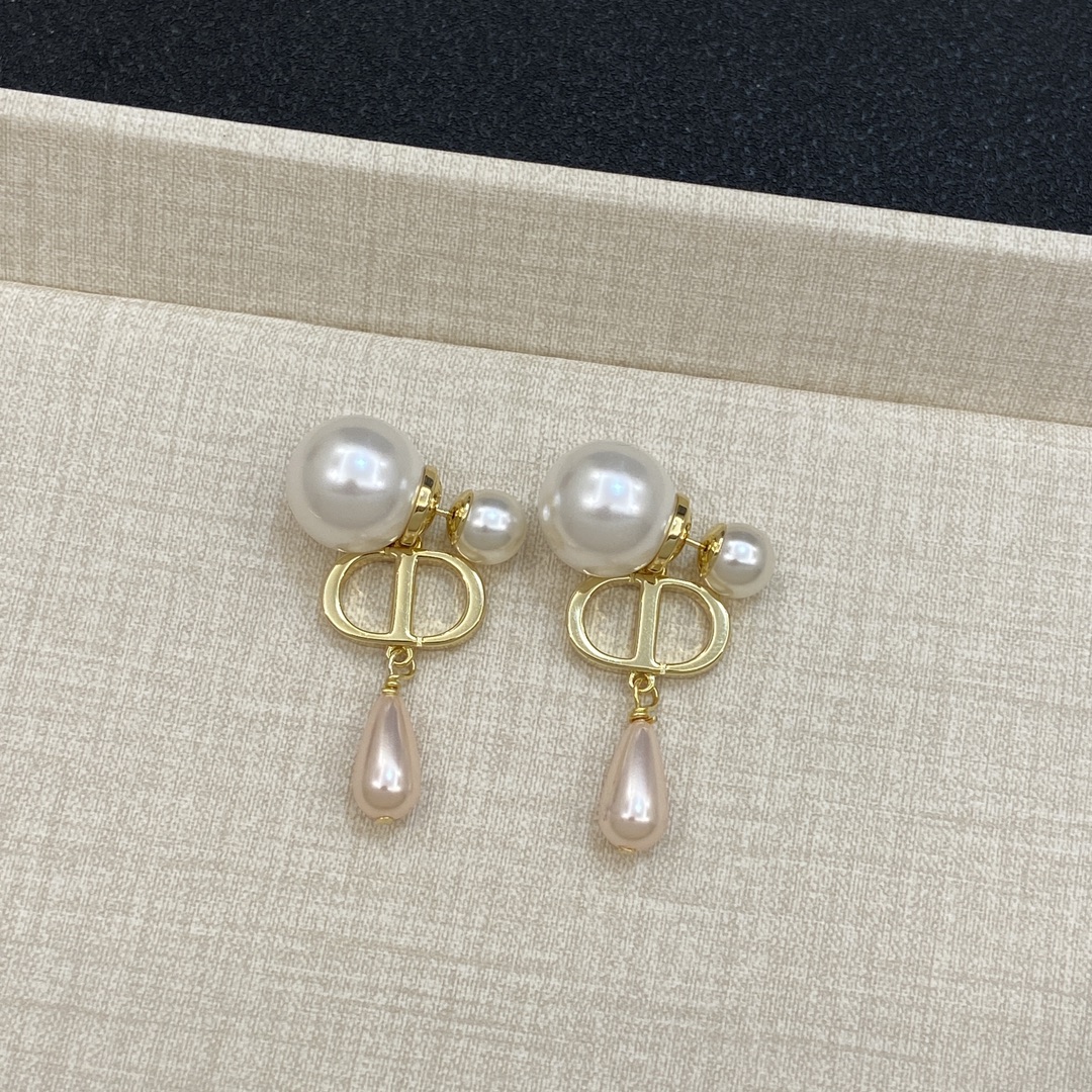 [TOP] Christian Dior Necklace/Earrings/Bracelet with Pearl - Gold