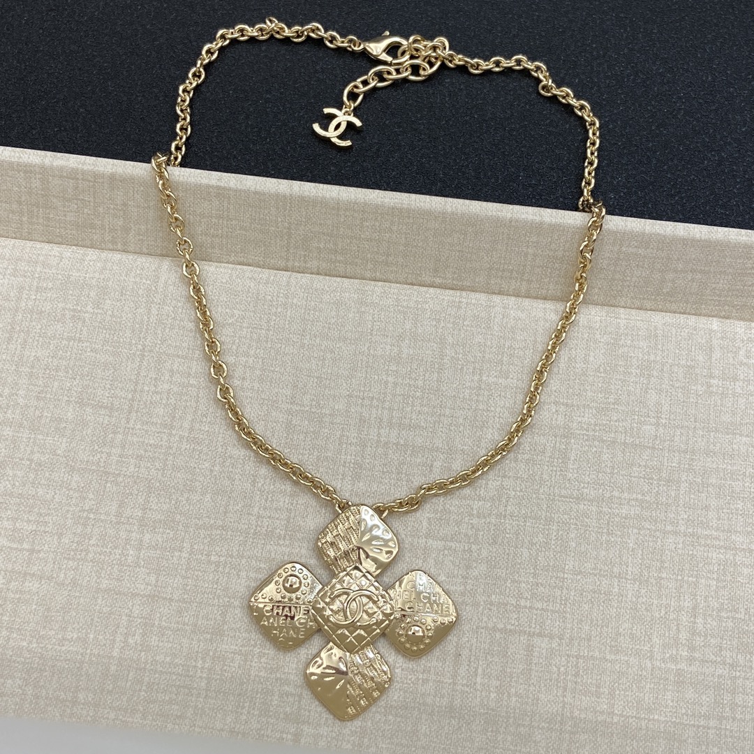 [TOP] CHANEL Necklace - Gold