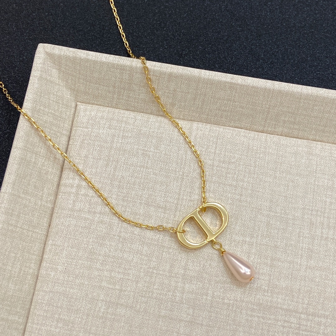 [TOP] Christian Dior Necklace/Earrings/Bracelet with Pearl - Gold