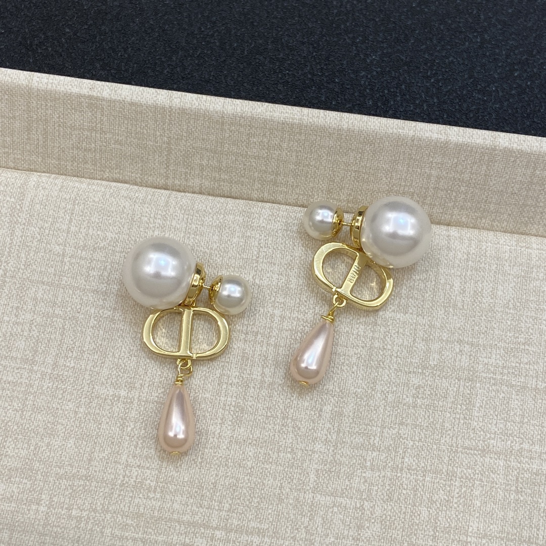 [TOP] Christian Dior Necklace/Earrings/Bracelet with Pearl - Gold