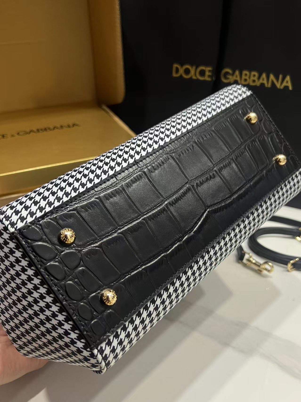 [TOP] Dolce & Gabbana D&G Sicily Houndstooth Handbag 18cm/20cm/25cm-Black and White