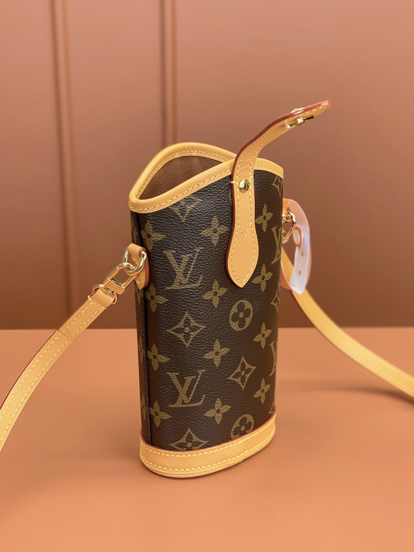 [TOP] Louis Vuitton LV L*V  Fold Me Monogram Bag 14.5x18x6.5cm - Brown