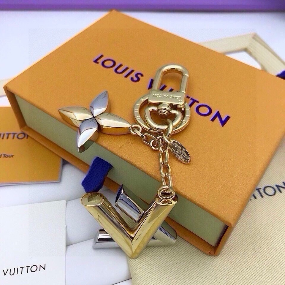 [TOP] Louis Vuitton LV LV Twist Bag Charm Key - 2 Colour