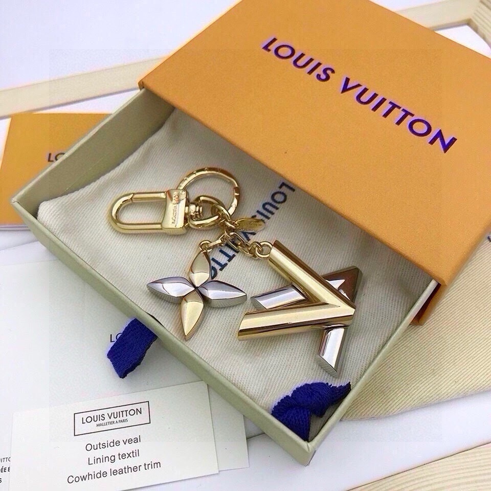 [TOP] Louis Vuitton LV LV Twist Bag Charm Key - 2 Colour