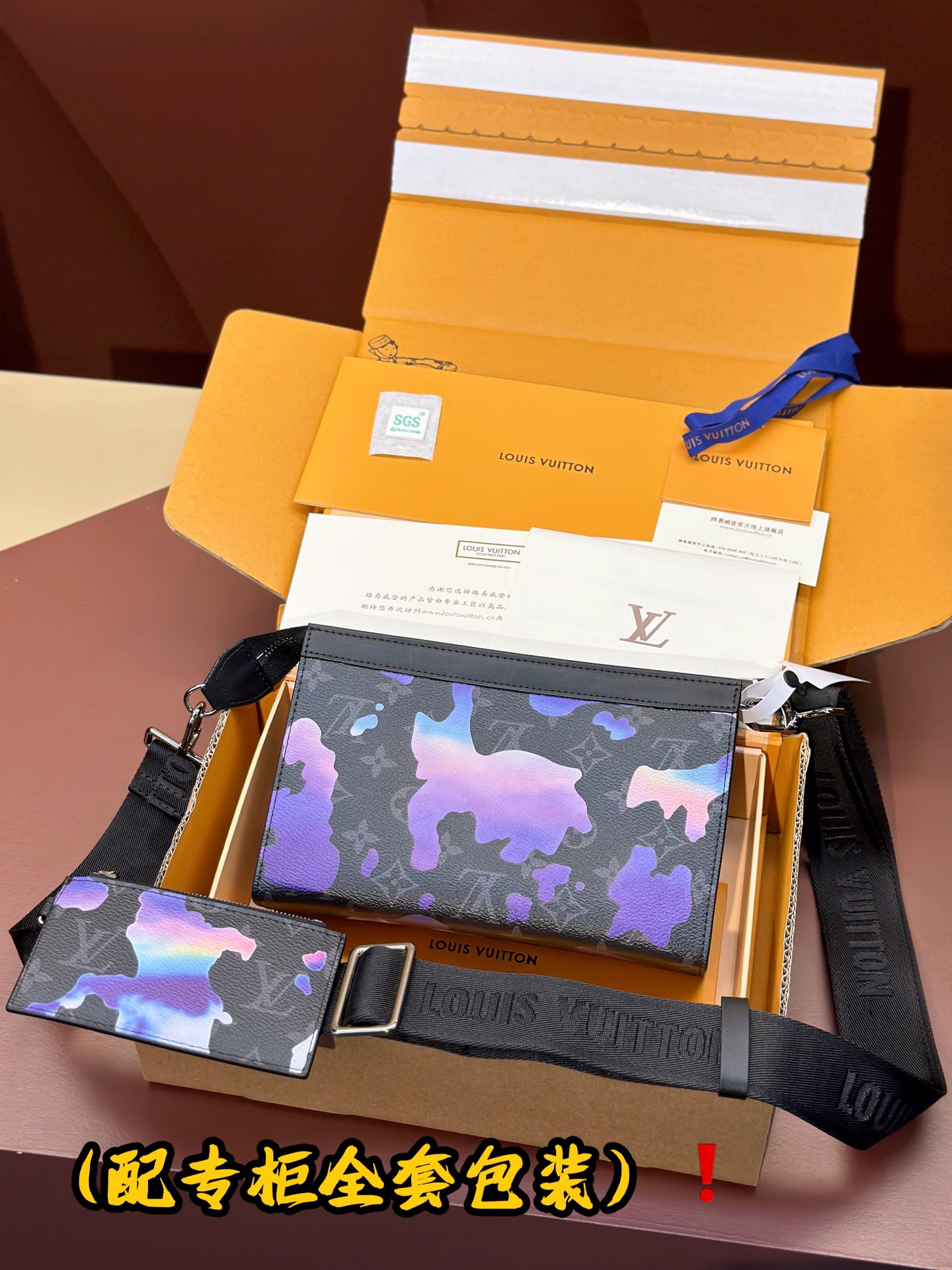 [TOP] Louis Vuitton LV Monogram Eclipse Canvas Bag 18.5 x 11 x 6.5cm - 3 Colour