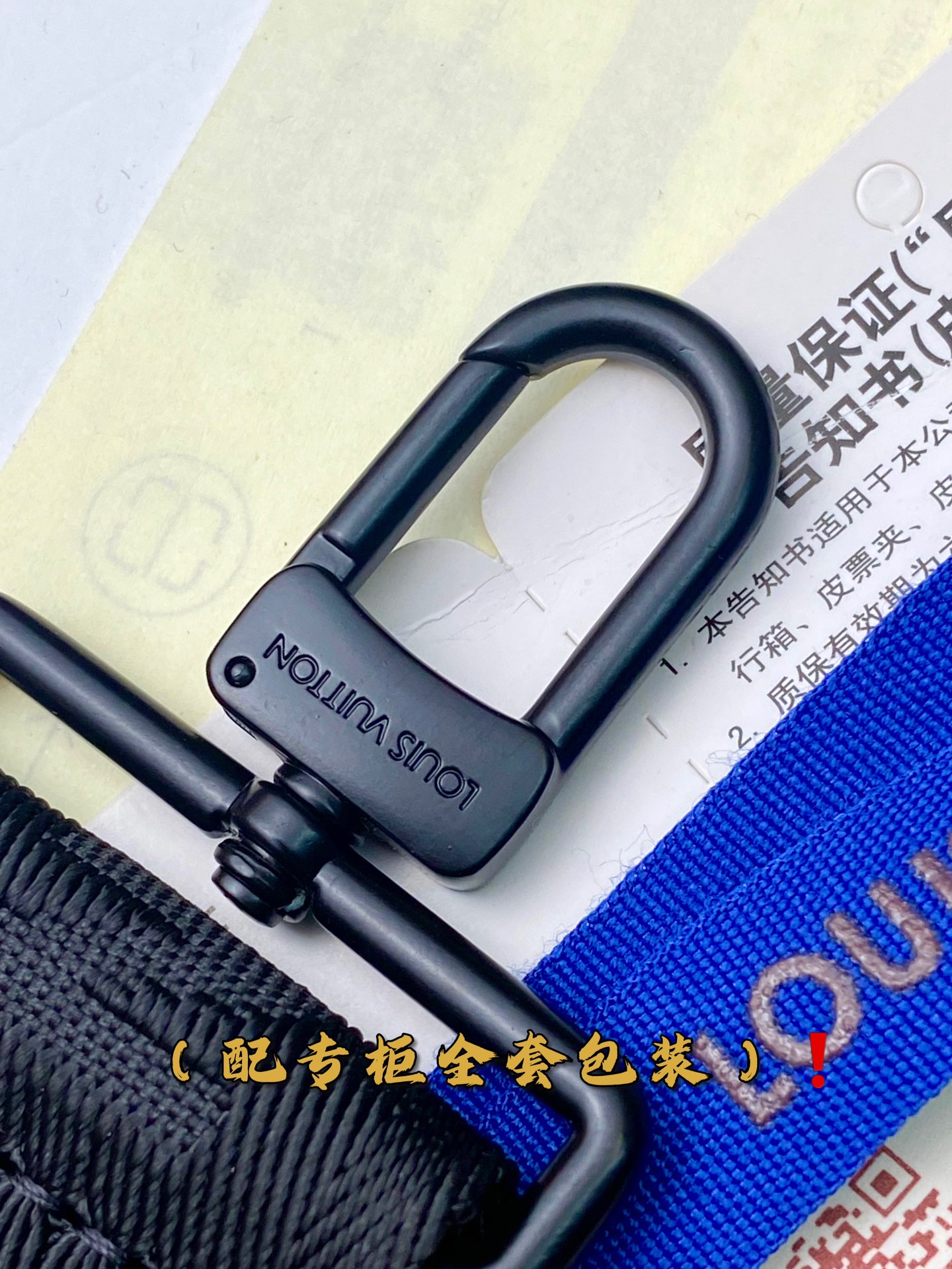 [TOP] Louis Vuitton LV Monogram Shadow Cow leather Bag 22 x 14.5 x 4.5cm - 2 Colour