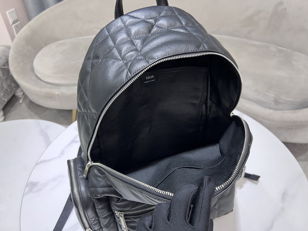 [TOP] Christian Dior Cow Leather Backpack 41.5 x 46 x 22cm - Black