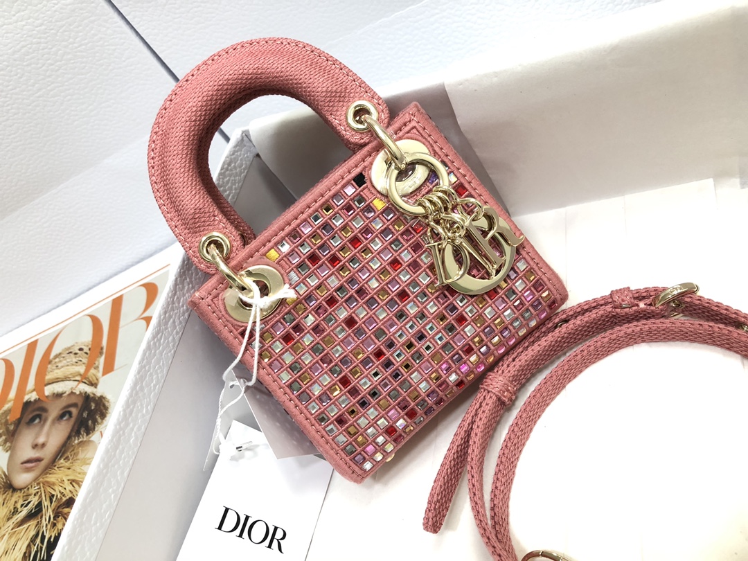 [TOP] Christian Dior Lady Dior Bag Mini Embroidery Pink Color Diamond 12x10.2x5cm -Pink
