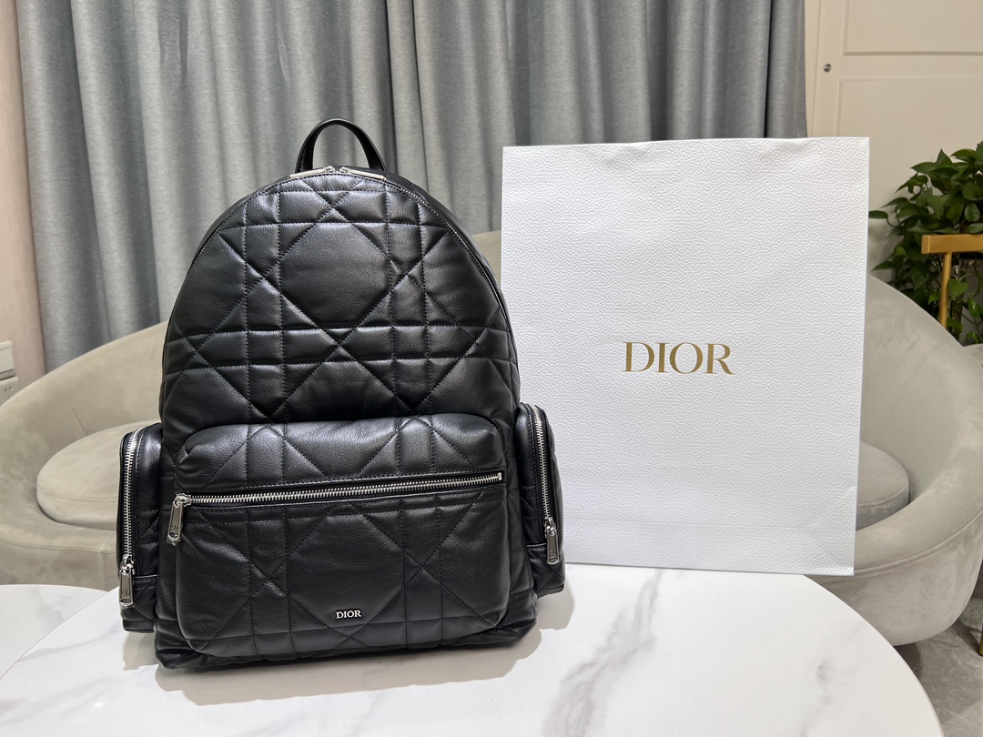 [TOP] Christian Dior Cow Leather Backpack 41.5 x 46 x 22cm - Black