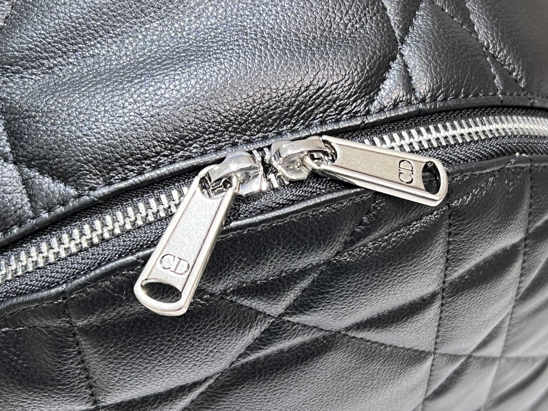 [TOP] Christian Dior Cow Leather Backpack 41.5 x 46 x 22cm - Black