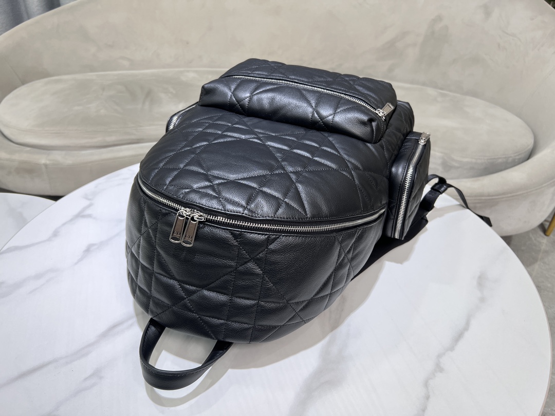 [TOP] Christian Dior Cow Leather Backpack 41.5 x 46 x 22cm - Black