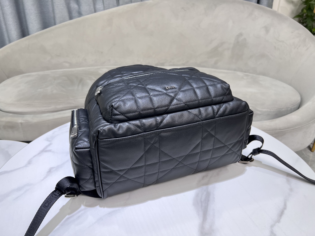 [TOP] Christian Dior Cow Leather Backpack 41.5 x 46 x 22cm - Black
